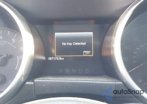 2020 Ford Mustang Ecoboost Premium Fastback z USA, uszkodzony, nr VIN 1FA6P8TH8L5167290